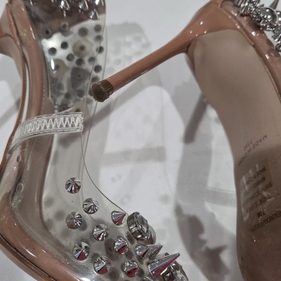 Steven Madden Women's Studded Clear Heels Size 7.5. - Picture 4 of 11
